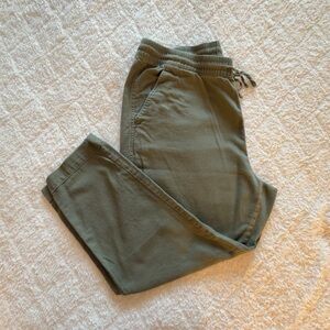 🛍️Gap Olive Green Pull-on Drawstring Pants